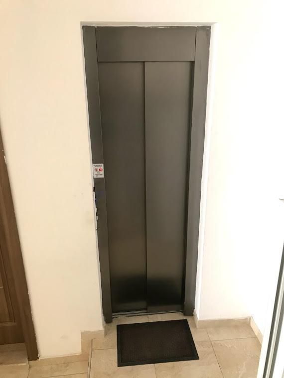 Luqa Apartment - 5 Mins From Airport المظهر الخارجي الصورة