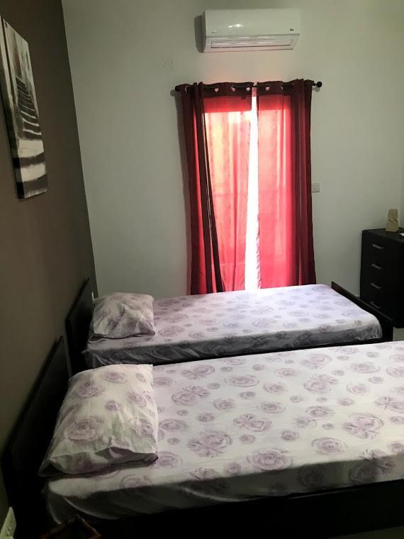Luqa Apartment - 5 Mins From Airport المظهر الخارجي الصورة